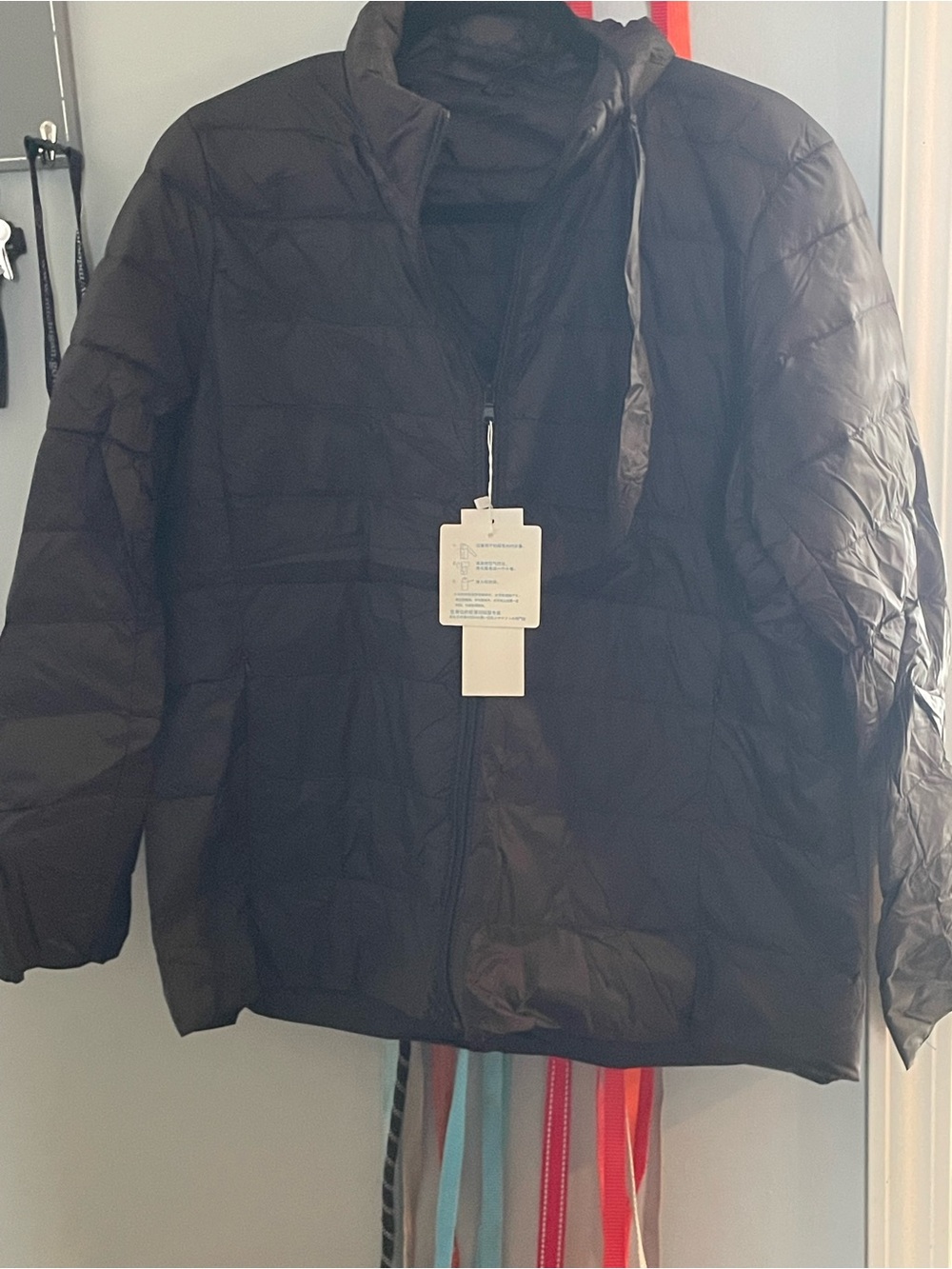 Women’s Lightweight Black Puffer Jacket - Unbranded very thin
